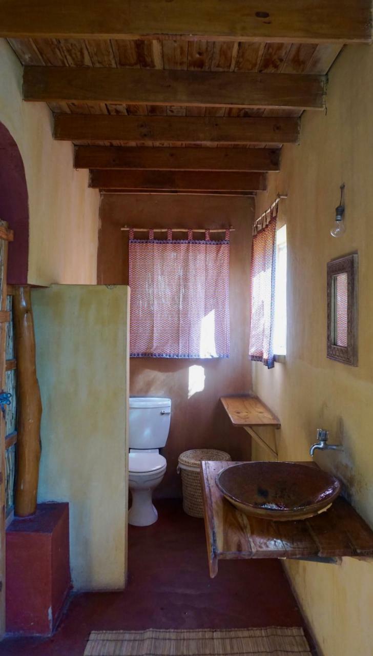 Turtle Cove Lodge And Yoga Shala Tofo Exterior photo